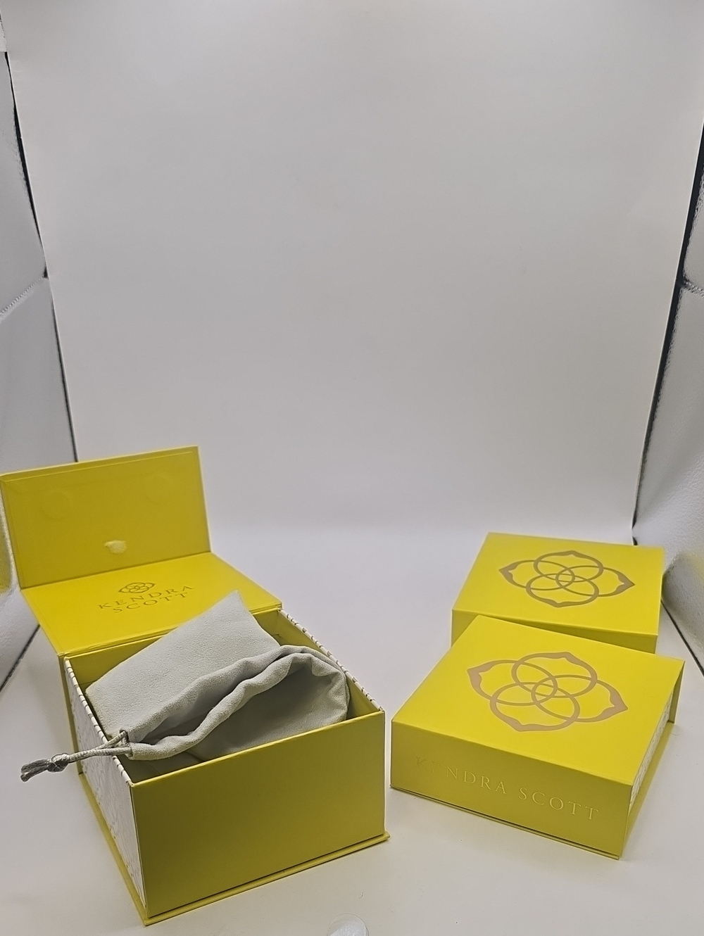 ​Lot of 3 Kendra Scott Signature Yellow Jewelry Gift Boxes Dust Bag Pouches Set